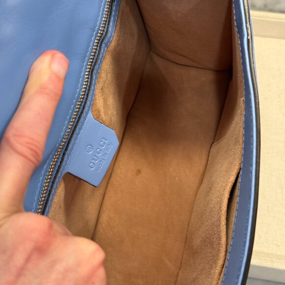 Gucci Sylvie Line Medium Shoulder Bag - Picture 6 of 8